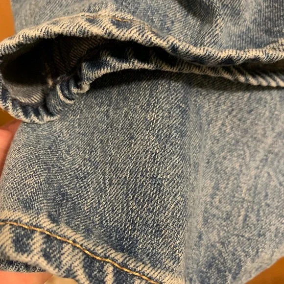 GAP Women's Cropped Jeans in Classic Blue - Picture 4 of 4